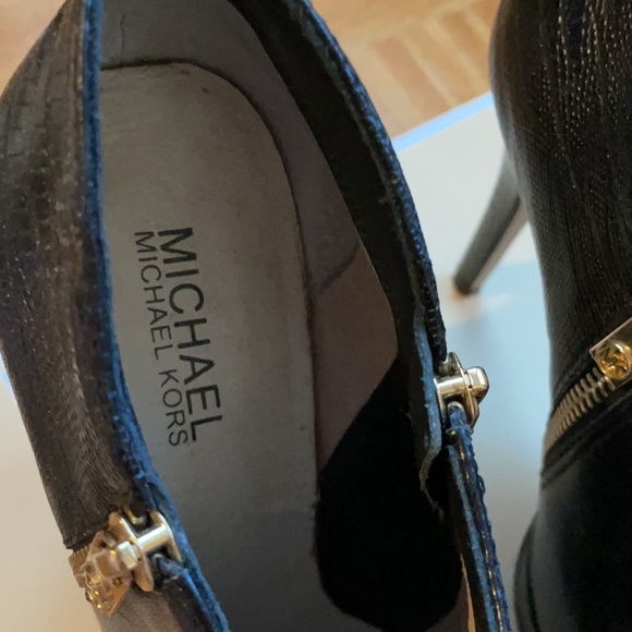 Michael Kors York Platform bootie - Picture 3 of 8